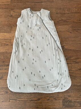 Gunamuna sleeveless sleep sack 3 - 9 months forest green bamboo